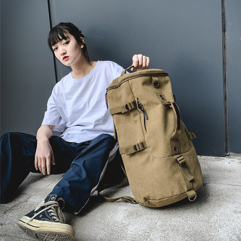 Large capacity travel backpack
